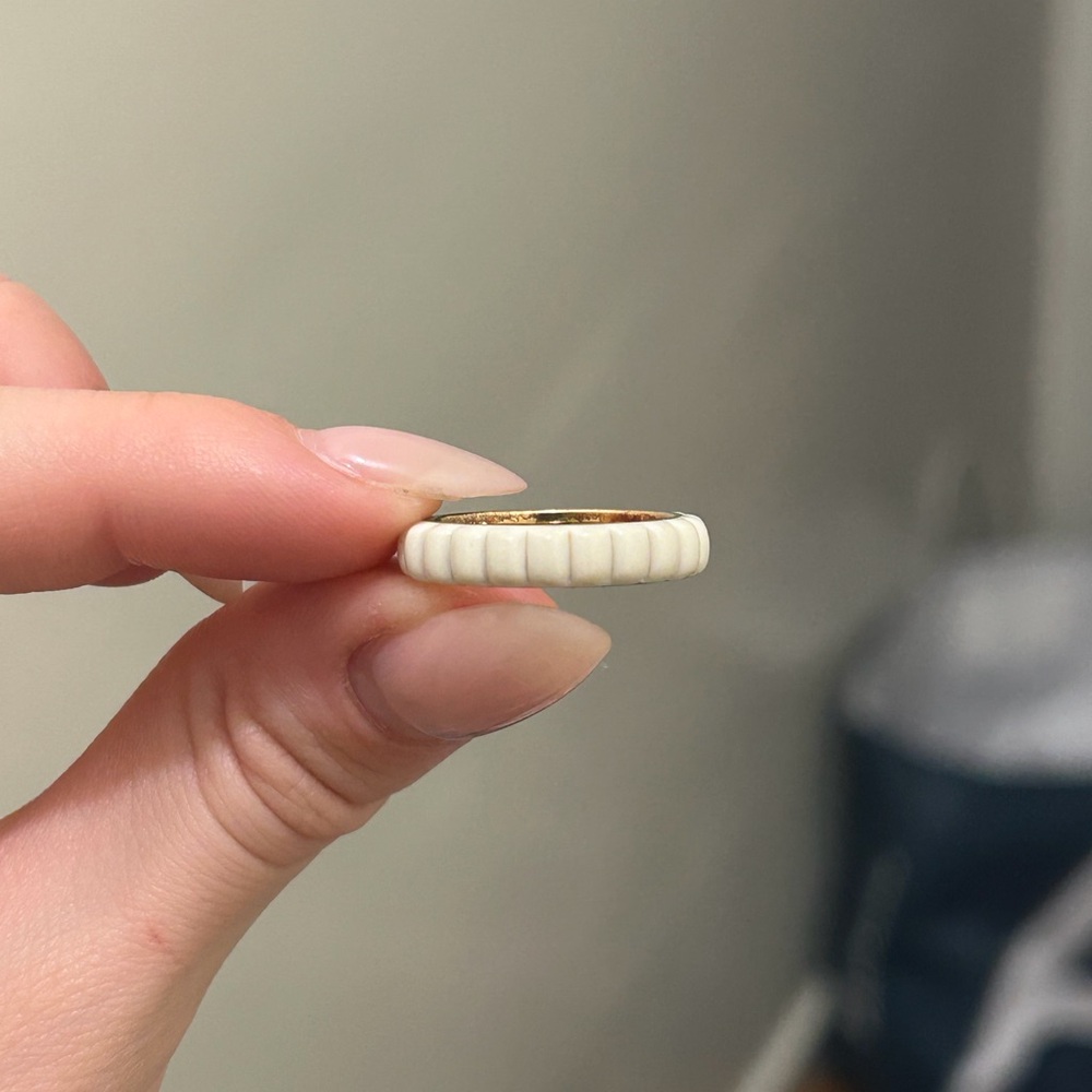 Mejuri Ivory Ring - Picture 5 of 5